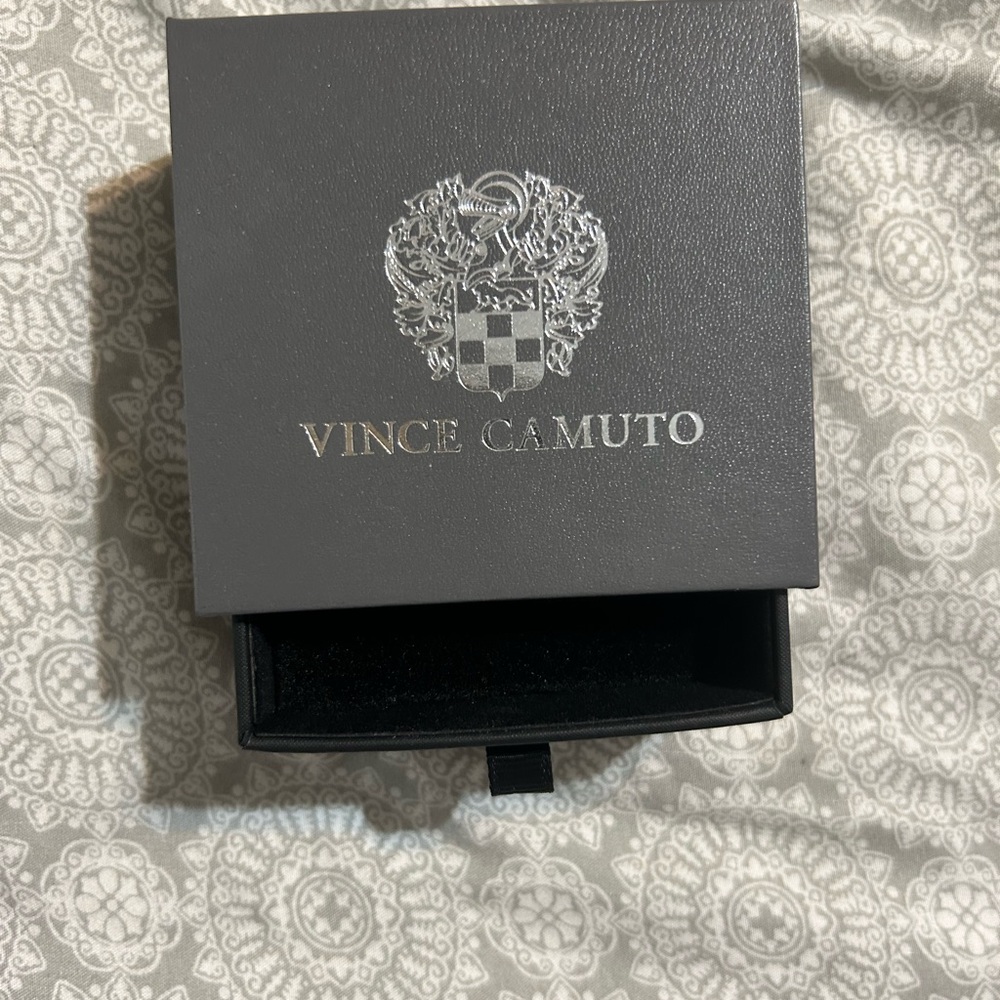 Vince Camuto Charcoal earrings